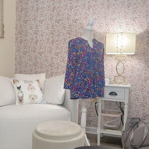 NWOT Dear Scarlett Top